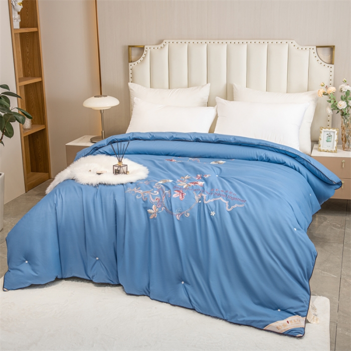 91家纺网 家纺一手货源 找家纺 美伦美铂金尊享专版刺绣被子被芯冬被春秋被夏被手工订花被宾利蓝