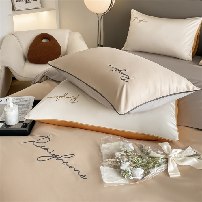 91家纺网 家纺一手货源 找家纺 慕色 2023新款60支长绒棉轻奢刺绣四件套 轻奢-奶茶+山灰