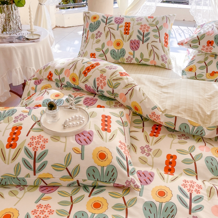 91家纺网 家纺一手货源 找家纺 星巴k家纺2023新款全棉13372花卉印花简约卡通款多规格四件套梨木