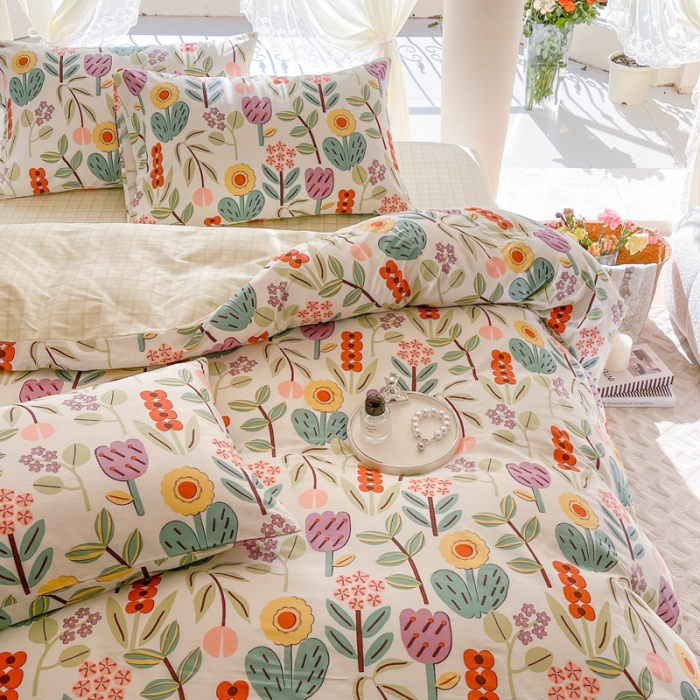 91家纺网 家纺一手货源 找家纺 星巴k家纺2023新款全棉13372花卉印花简约卡通款多规格四件套梨木