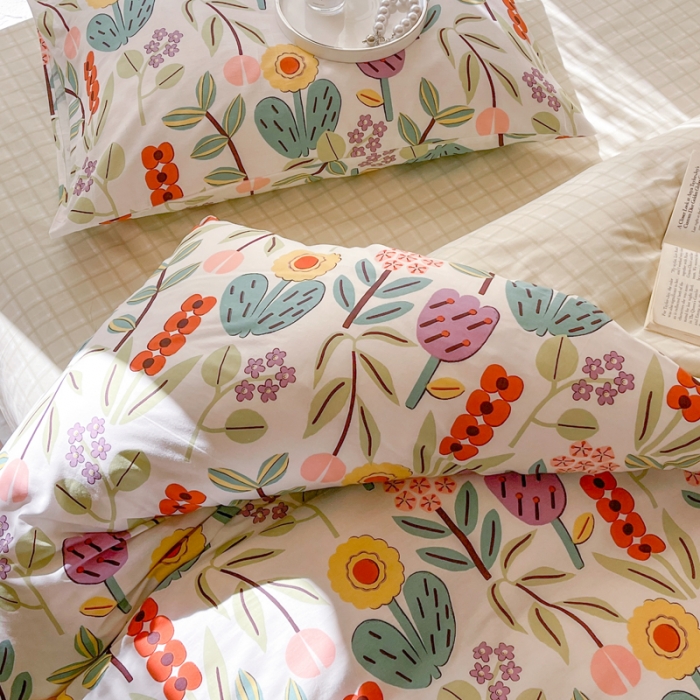 91家纺网 家纺一手货源 找家纺 星巴k家纺2023新款全棉13372花卉印花简约卡通款多规格四件套梨木