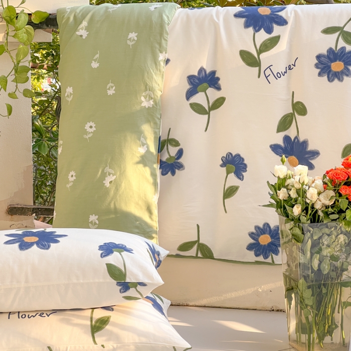 91家纺网 家纺一手货源 找家纺 星巴k家纺2023新款全棉13372花卉印花简约卡通款多规格四件套墨染