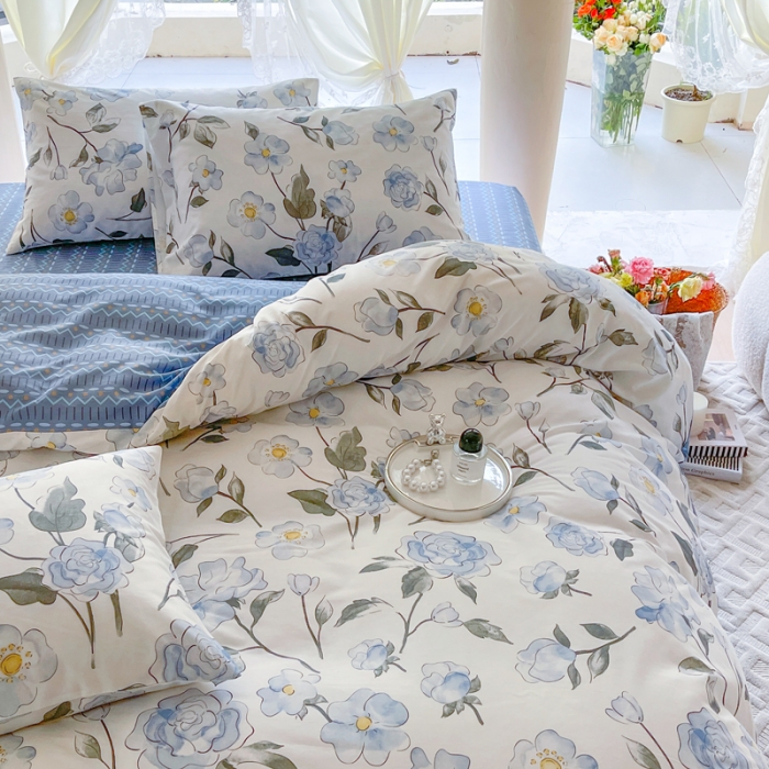 91家纺网 家纺一手货源 找家纺 星巴k家纺2023新款全棉13372花卉印花简约卡通款多规格四件套清风