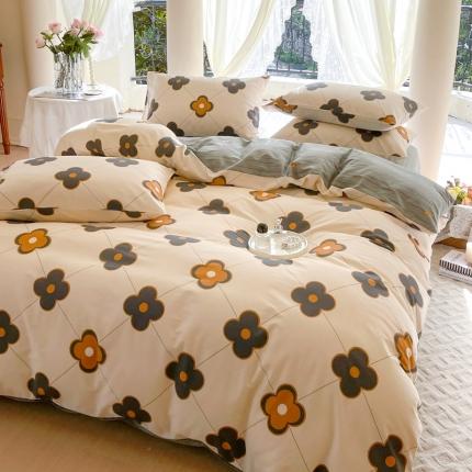 91家纺网 家纺一手货源 找家纺 星巴k 2023新款全棉13372花卉印花简约卡通款多规格四件套四叶草