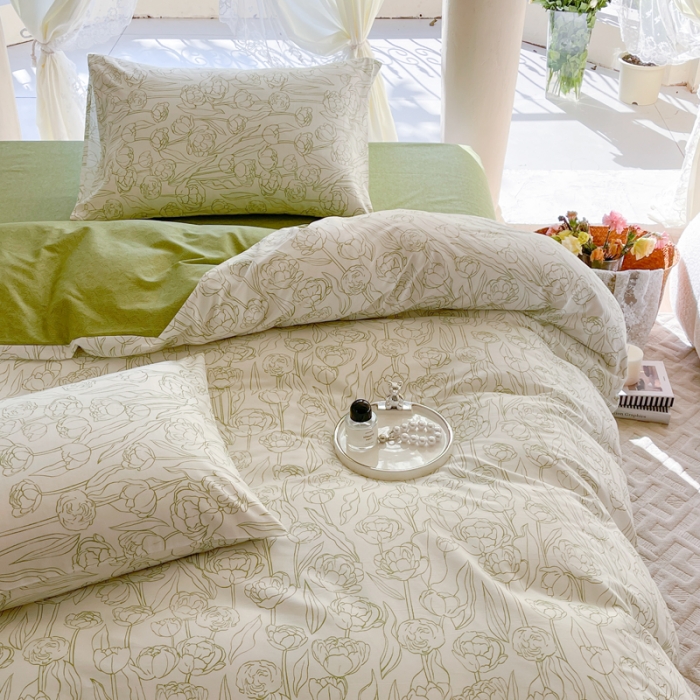 91家纺网 家纺一手货源 找家纺 星巴k家纺2023新款全棉13372花卉印花简约卡通款多规格四件套晚风