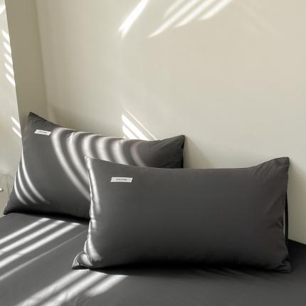 91家纺网 家纺一手货源 找家纺 蓝邻 2024新款全棉色织水洗棉单枕套 高级灰