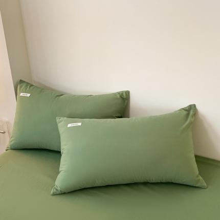 91家纺网 家纺一手货源 找家纺 蓝邻 2024新款全棉色织水洗棉单枕套 时尚绿