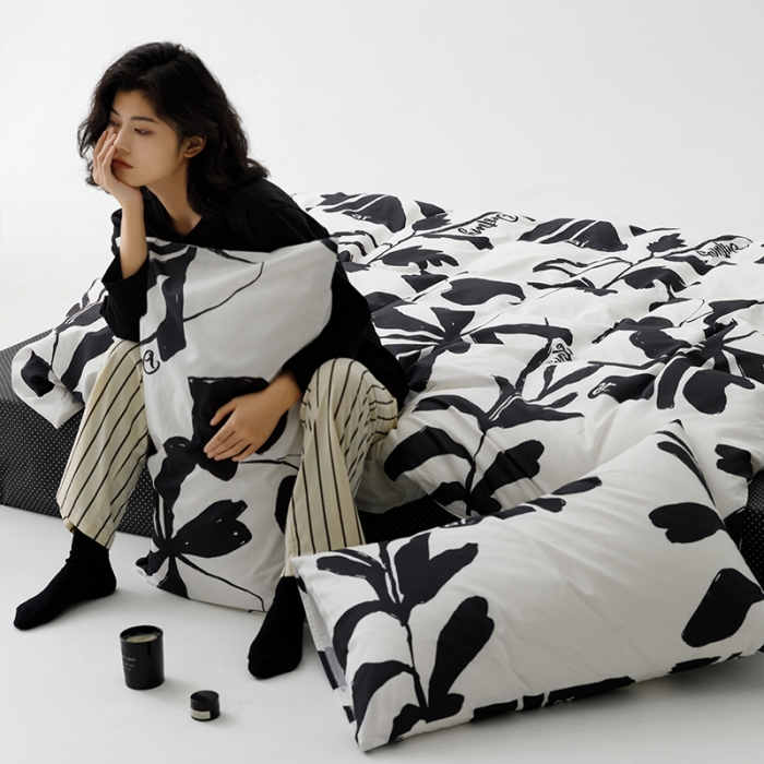 91家纺网 家纺一手货源 找家纺 雅居纺 2023新款13070黑白系全棉四件套 月夜桂花