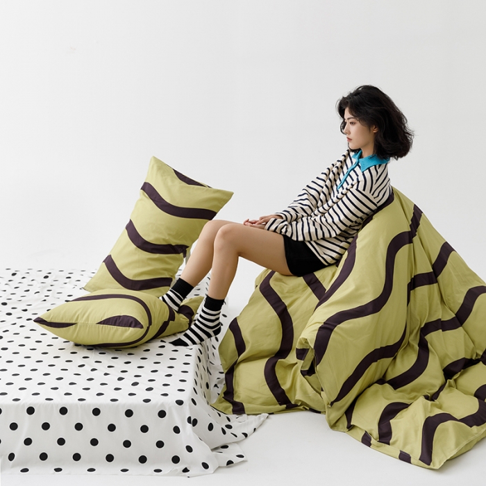 91家纺网 家纺一手货源 找家纺 雅居纺 2023新款13070黑白系全棉四件套 梵音-绿