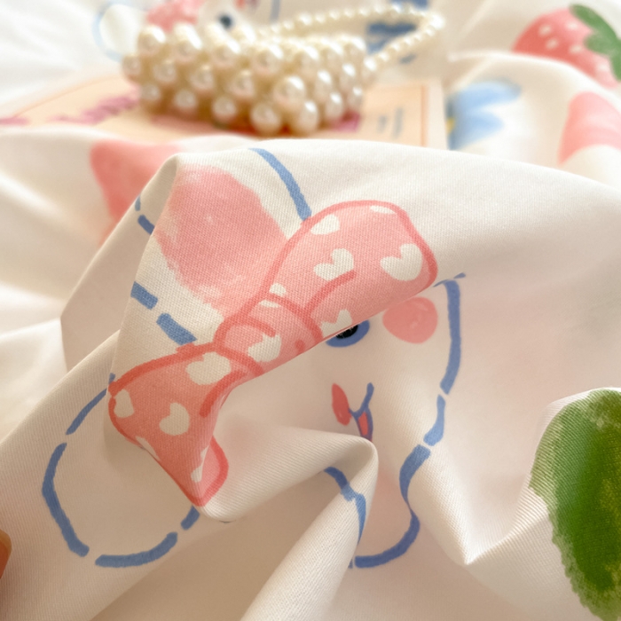 91家纺网 家纺一手货源 找家纺 雅居纺 2023新款全棉13070小清新四件套 草莓兔