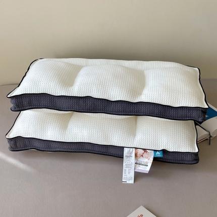 91家纺网 家纺一手货源 找家纺 （总）伟邦 2023新款针织日式立体魔方枕