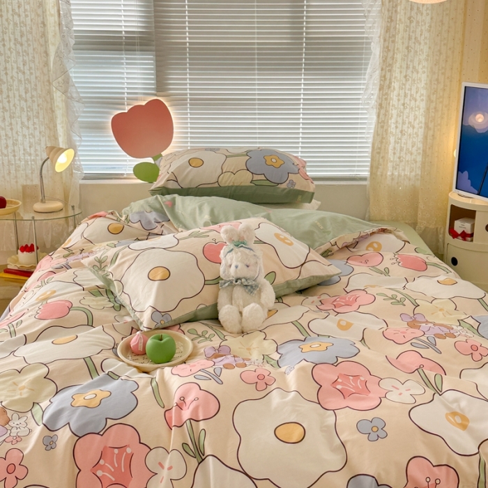 91家纺网 家纺一手货源 找家纺 昔可 2023新款全棉少女心系列四件套 花丛女孩