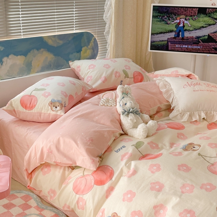 91家纺网 家纺一手货源 找家纺 昔可 2023新款全棉四件套 奶油樱桃熊