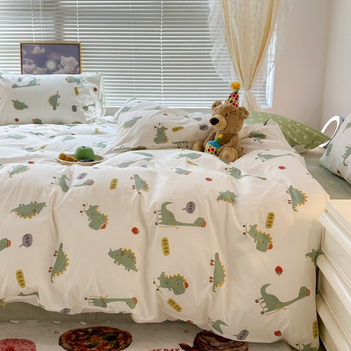 91家纺网 家纺一手货源 找家纺 昔可 2023新款可爱元气卧室新款全棉四件套 滑板恐龙