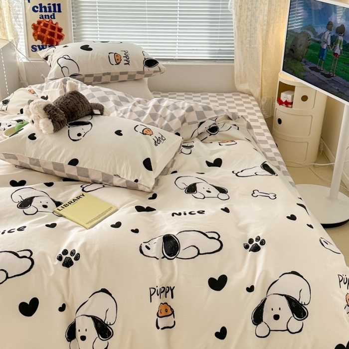 91家纺网 家纺一手货源 找家纺 昔可 2023新款全棉卡通系列四件套 黑白脚印狗狗