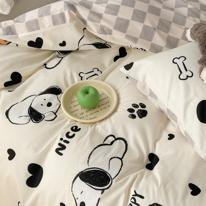 91家纺网 家纺一手货源 找家纺 昔可 2023新款全棉卡通系列四件套 黑白脚印狗狗