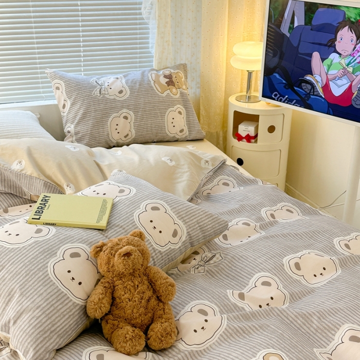 91家纺网 家纺一手货源 找家纺 昔可 2023新款全棉卡通系列四件套 蝴蝶结领熊