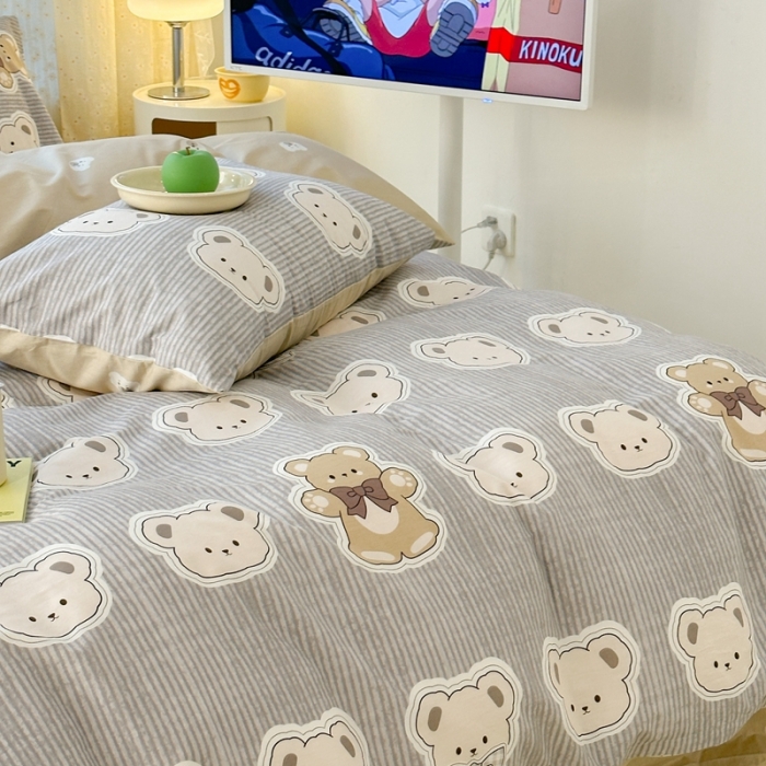 91家纺网 家纺一手货源 找家纺 昔可 2023新款全棉卡通系列四件套 蝴蝶结领熊