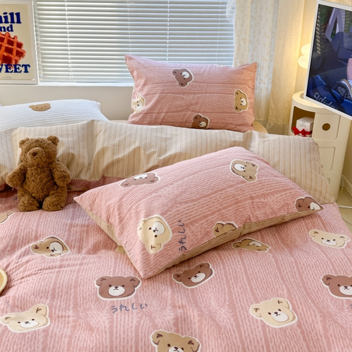 91家纺网 家纺一手货源 找家纺 昔可 2023新款全棉卡通系列四件套 毛衣小熊 粉