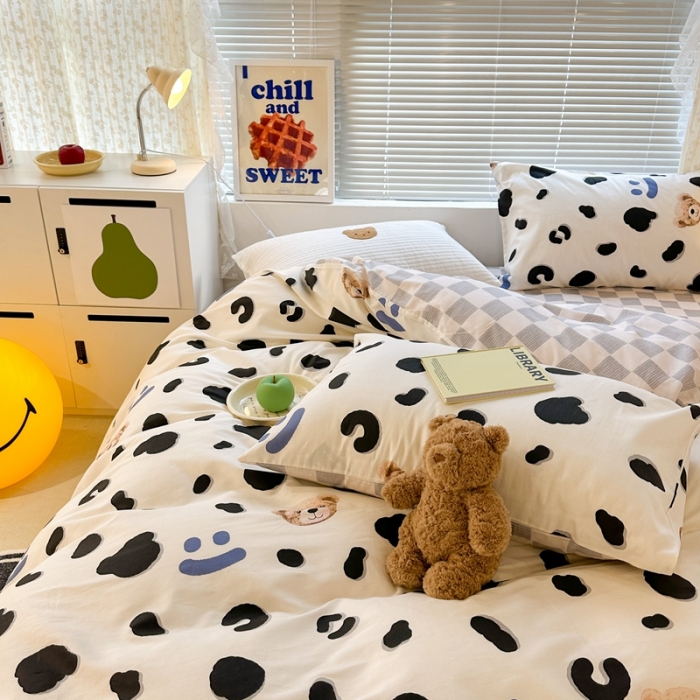 91家纺网 家纺一手货源 找家纺 昔可 2023新款全棉卡通系列四件套 奶牛笑脸熊