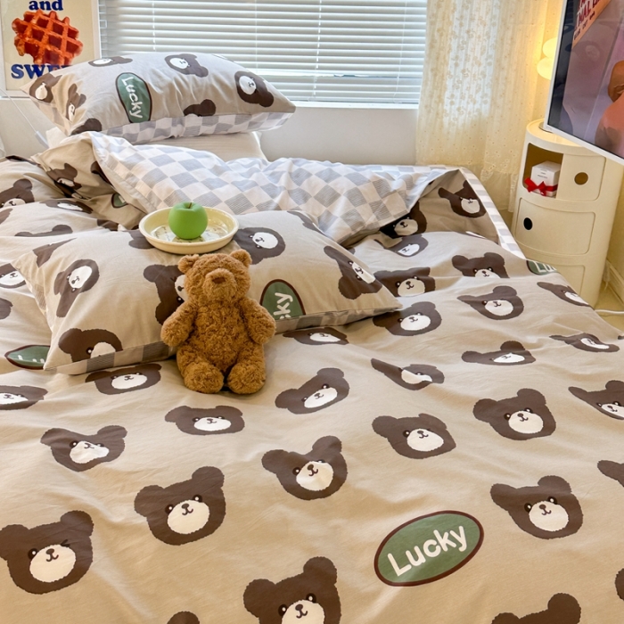 91家纺网 家纺一手货源 找家纺 昔可 2023新款全棉卡通系列四件套 幸运小棕熊