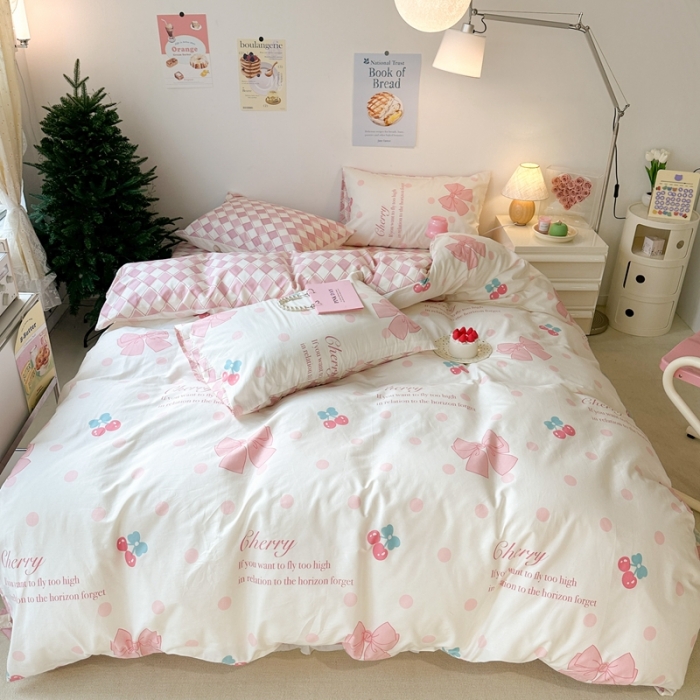 91家纺网 家纺一手货源 找家纺 昔可家纺 2023新款圣诞系列全棉四件套 樱桃蝴蝶结