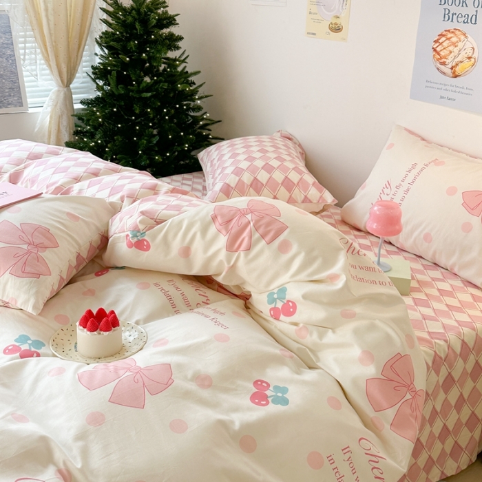 91家纺网 家纺一手货源 找家纺 昔可家纺 2023新款圣诞系列全棉四件套 樱桃蝴蝶结