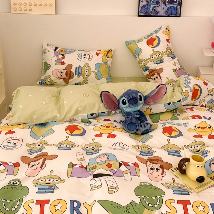 91家纺网 家纺一手货源 找家纺 昔可家纺 2023新款迪士尼系列全棉四件套 巴斯光年乐园