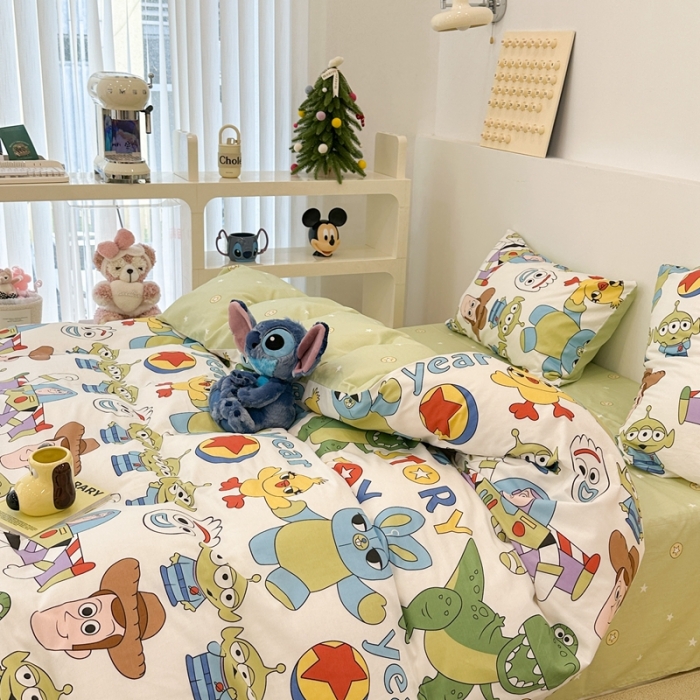 91家纺网 家纺一手货源 找家纺 昔可家纺 2023新款迪士尼系列全棉四件套 巴斯光年乐园