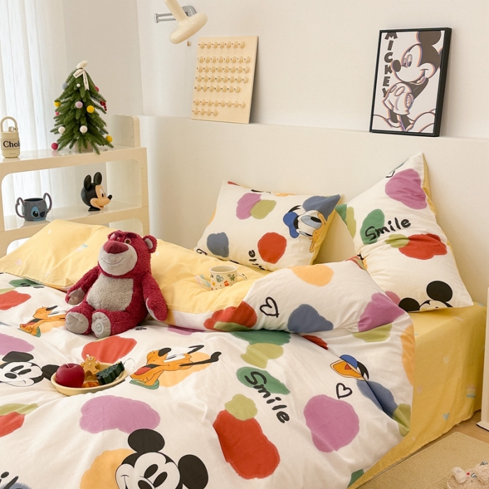 91家纺网 家纺一手货源 找家纺 昔可家纺 2023新款迪士尼系列全棉四件套 彩色块唐老鸭