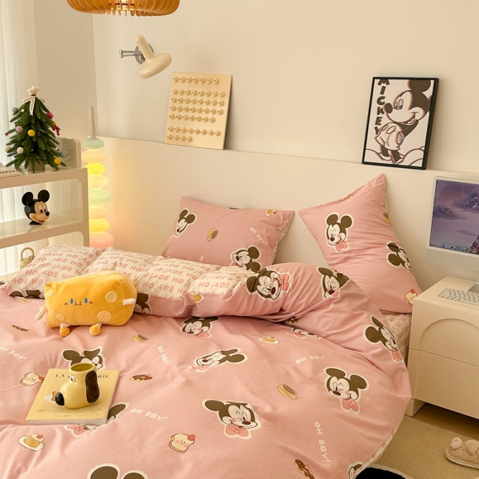 91家纺网 家纺一手货源 找家纺 昔可家纺 2023新款迪士尼系列全棉四件套 蛋糕米奇粉