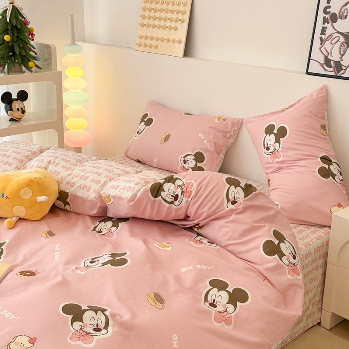 91家纺网 家纺一手货源 找家纺 昔可家纺 2023新款迪士尼系列全棉四件套 蛋糕米奇粉