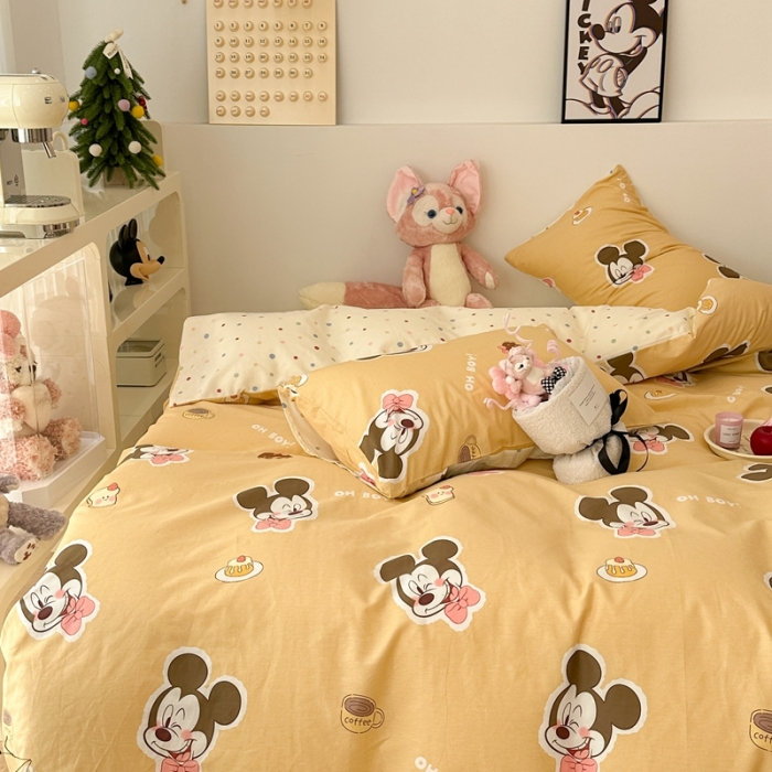 91家纺网 家纺一手货源 找家纺 昔可家纺 2023新款迪士尼系列全棉四件套 蛋糕米奇黄