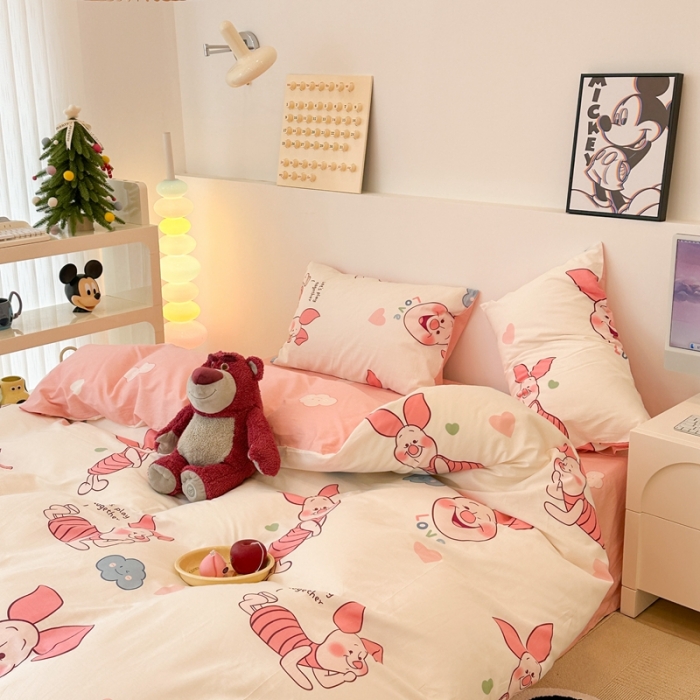 91家纺网 家纺一手货源 找家纺 昔可家纺 2023新款迪士尼系列全棉四件套 粉色小猪噗噗