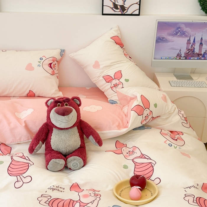 91家纺网 家纺一手货源 找家纺 昔可家纺 2023新款迪士尼系列全棉四件套 粉色小猪噗噗