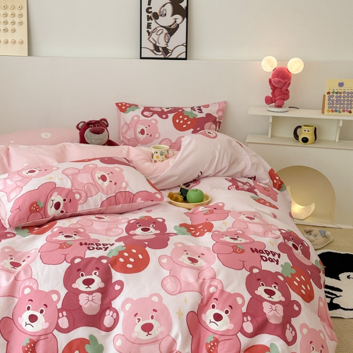 91家纺网 家纺一手货源 找家纺 昔可家纺 2023新款迪士尼系列全棉四件套 好多草莓熊