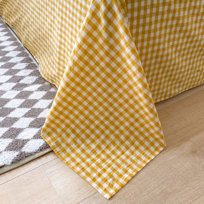 91家纺网 家纺一手货源 找家纺 蓝邻 2024新款全棉无印风全棉色织水洗棉单品床单 黄小格