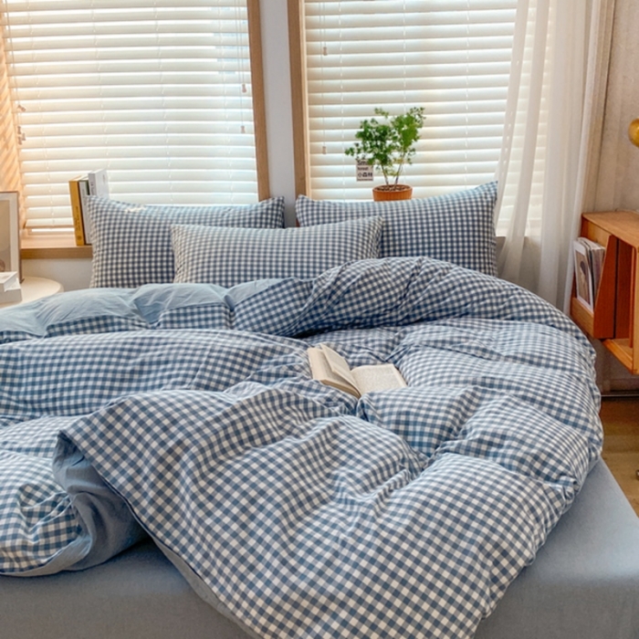91家纺网 家纺一手货源 找家纺 蓝邻 2024新款全棉无印风全棉色织水洗棉单品被套 海兰小格