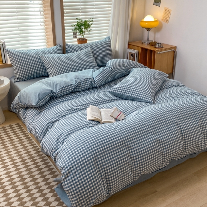 91家纺网 家纺一手货源 找家纺 蓝邻 2024新款全棉无印风全棉色织水洗棉单品被套 海兰小格
