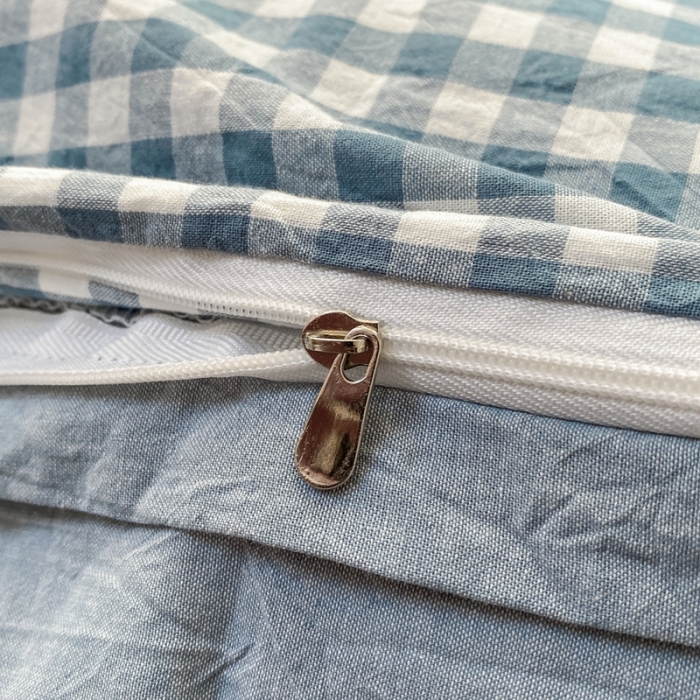 91家纺网 家纺一手货源 找家纺 蓝邻 2024新款全棉无印风全棉色织水洗棉单品被套 海兰小格