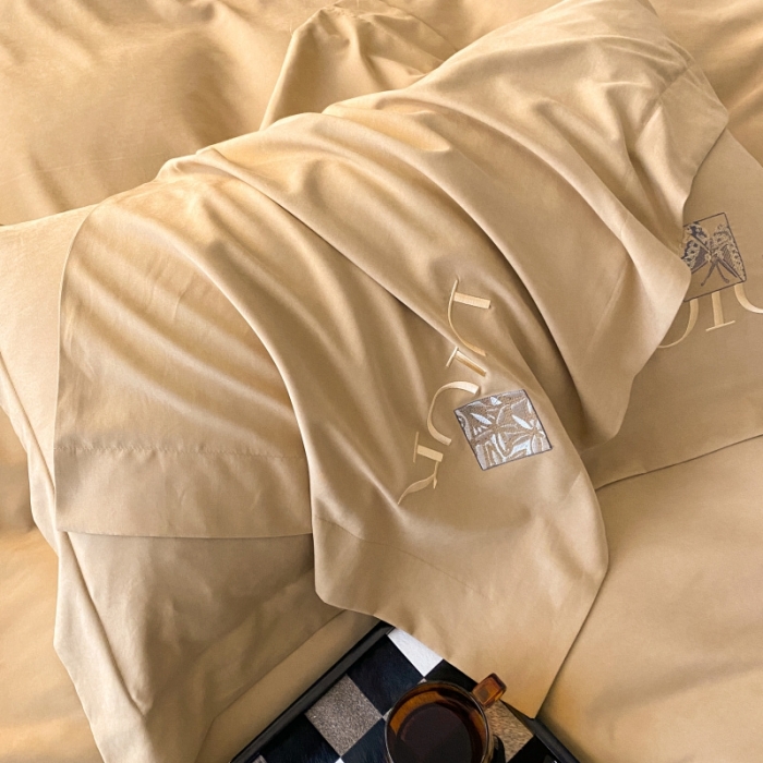 91家纺网 家纺一手货源 找家纺 棉生活家纺 2023新款水洗牛奶蛋白棉四件套 高级驼