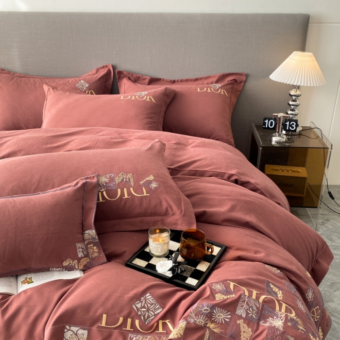 91家纺网 家纺一手货源 找家纺 棉生活家纺 2023新款水洗牛奶蛋白棉四件套 海棠红