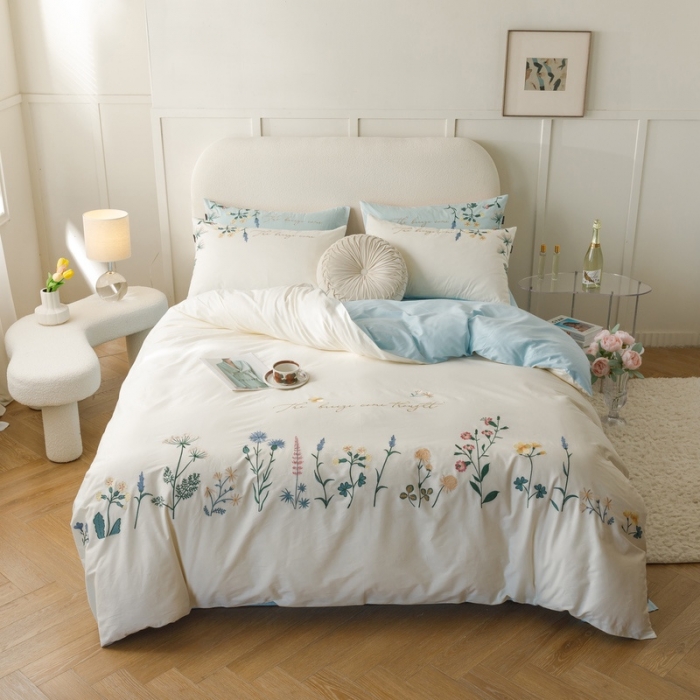 91家纺网 家纺一手货源 找家纺 卡姿家纺 2023新款优雅风刺绣四件套—花季 花季白