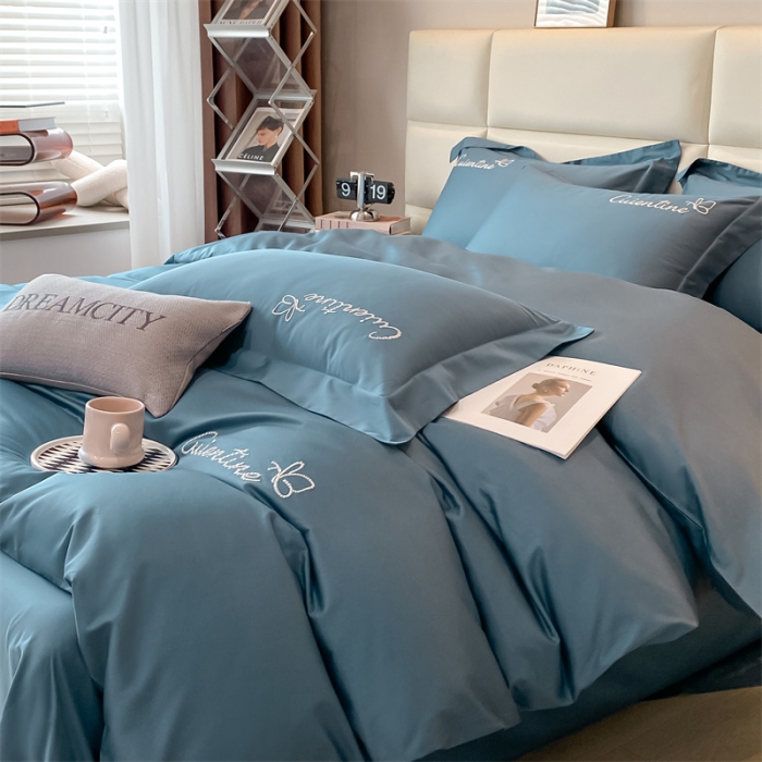 91家纺网 家纺一手货源 找家纺 安力森/诚臻酒店用品 2023新款全棉轻奢刺绣初恋纯色酒店风四件套 宾利蓝