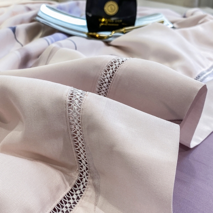 91家纺网 家纺一手货源 找家纺 娇逸家居 2024新款40天丝莫代尔镂空款夏凉被 碧月