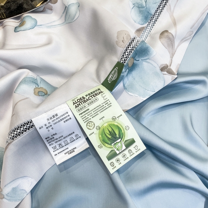 91家纺网 家纺一手货源 找家纺 娇逸家居 2024新款40天丝莫代尔镂空款夏凉被 洛佳蓝