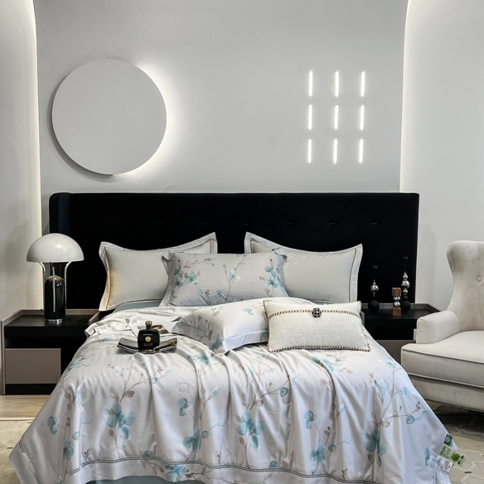 91家纺网 家纺一手货源 找家纺 娇逸家居 2024新款40天丝莫代尔镂空款夏凉被 洛佳蓝