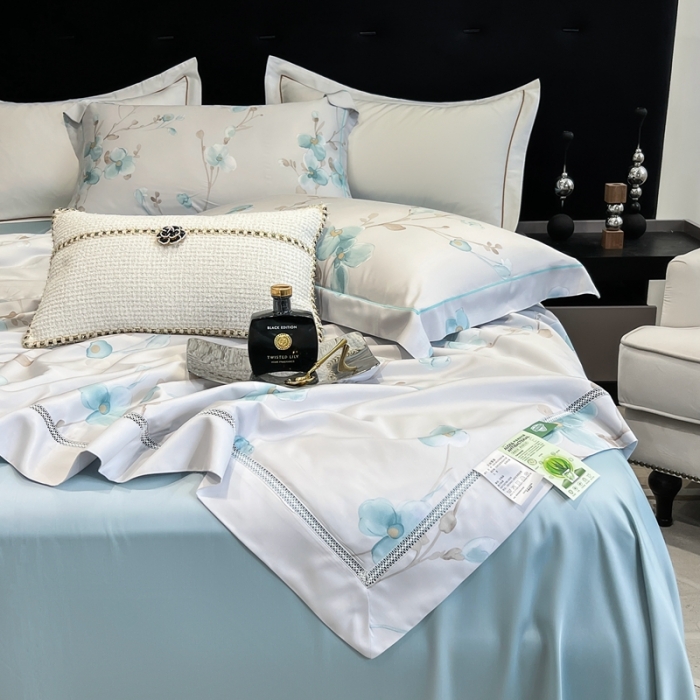 91家纺网 家纺一手货源 找家纺 娇逸家居 2024新款40天丝莫代尔镂空款夏凉被 洛佳蓝