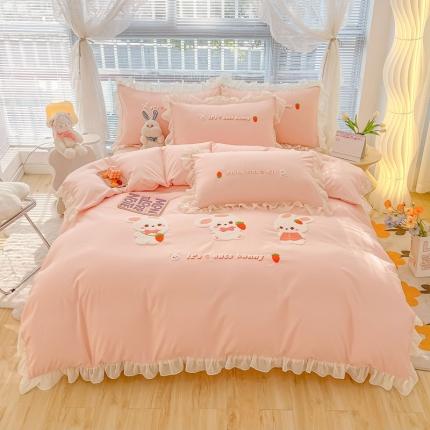 91家纺网 家纺一手货源 找家纺 我心 2023新款毛巾绣四件套-萌兔系列 三只萌兔-粉
