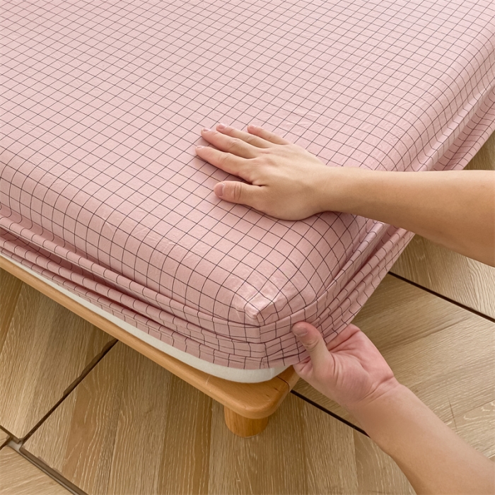 91家纺网 家纺一手货源 找家纺 蓝米卡夫 2024新全棉色织水洗棉A类单品床笠 蜜粉小格